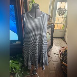 Black and White Gingham Knit Sleeveless Dress